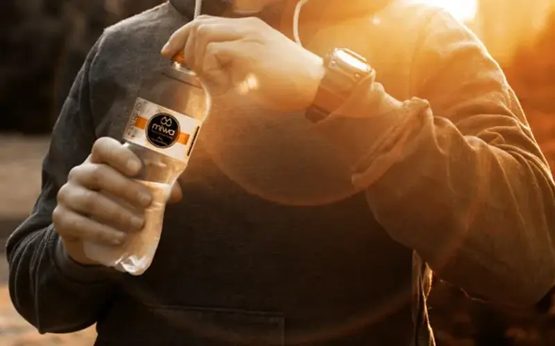 چرا استفاده از آب معدنی استاندارد اهمیت دارد؟