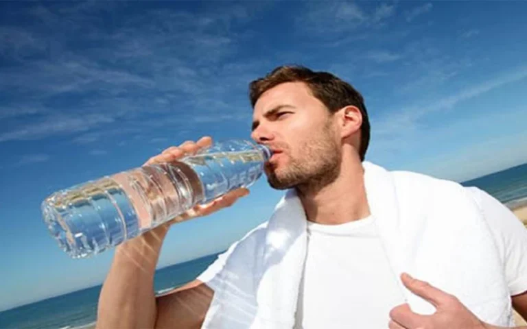 علائم کم آبی بدن